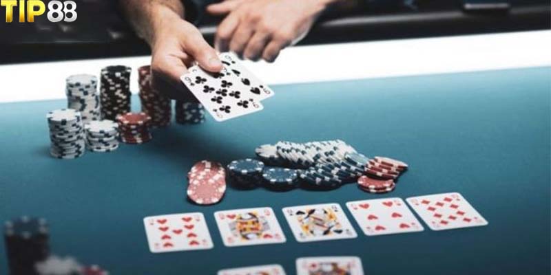 Giới thiệu tổng quan về tựa game bài đang thịnh hành nhất năm 2025
